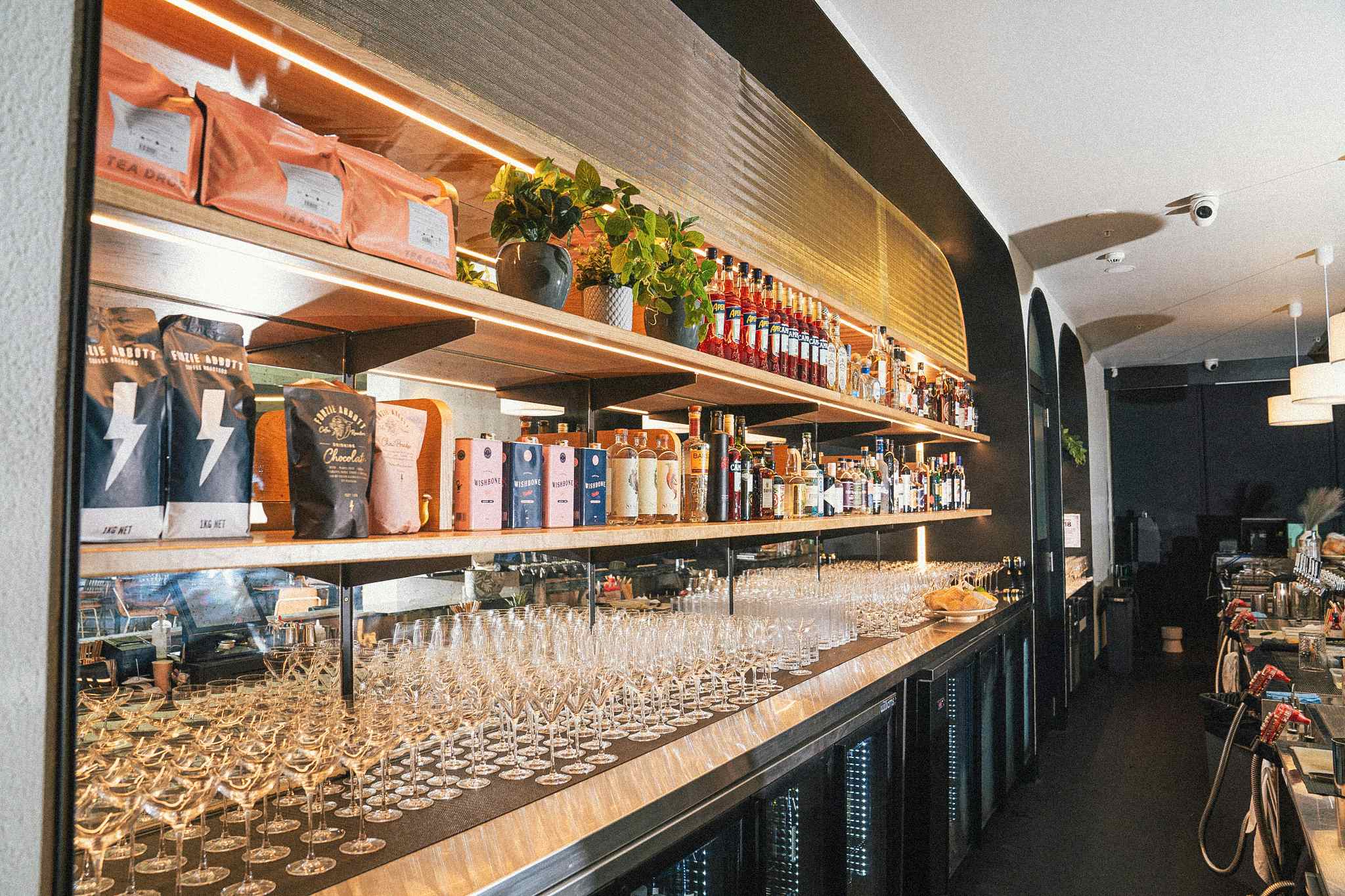 La Costa Restaurant & Bar